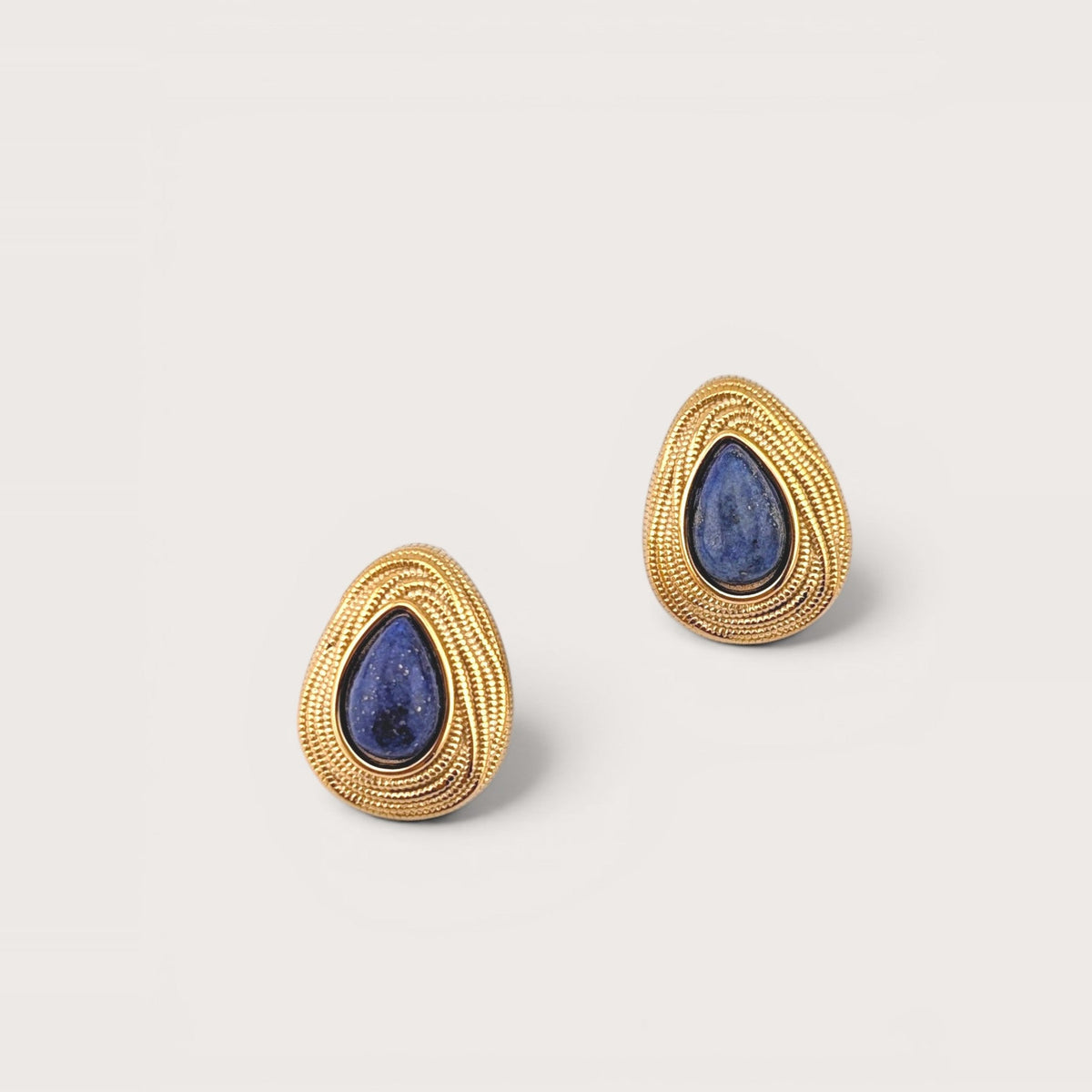 Kolczyki Cleo — lapis lazuli, stal nierdzewna pozłacana